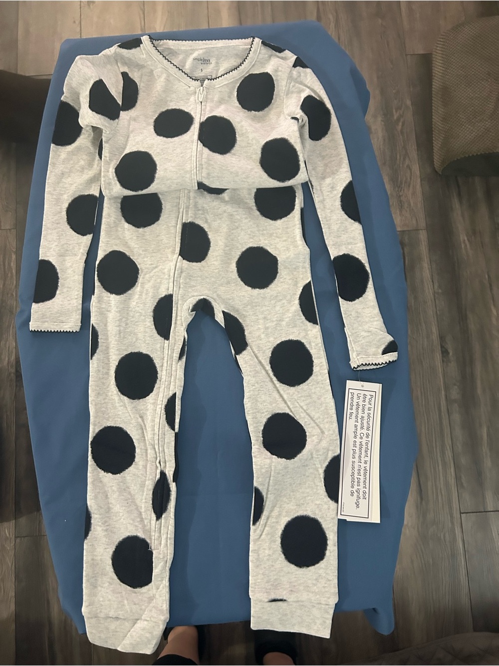Kids Gray Pajama Set with Large Black Polka Dots Simple Joys by Carter set of 3